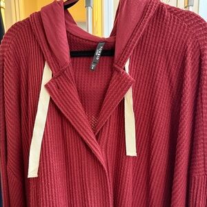 Adorable Torrid waffle knit leisure hoodie super soft burgandy rust color Sz 6x